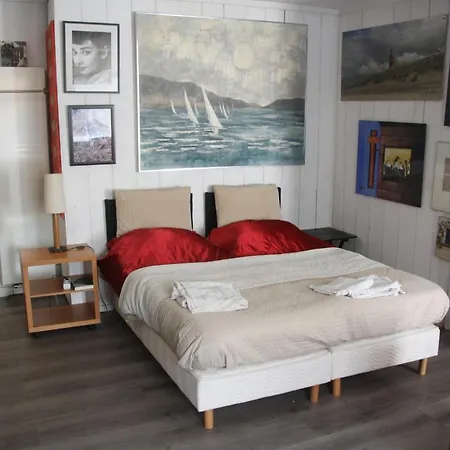 Klokgaaf Bed & Breakfast 3*