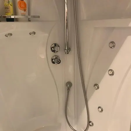 ベッド・アンド・ブレックファスト Klokgaaf デ・コーフ