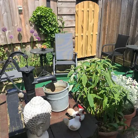 ベッド・アンド・ブレックファスト Klokgaaf 4*