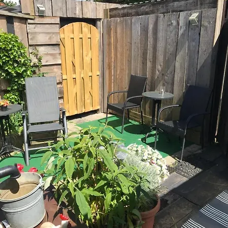 ベッド・アンド・ブレックファスト Klokgaaf 4*