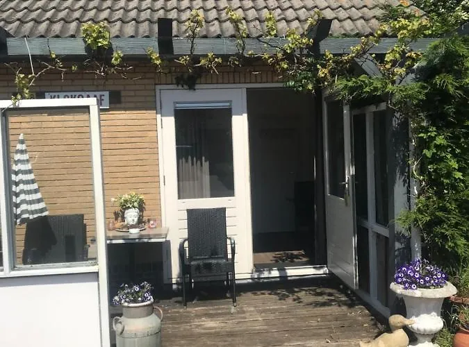 B&B Bed & Breakfast Klokgaaf 데쿠크